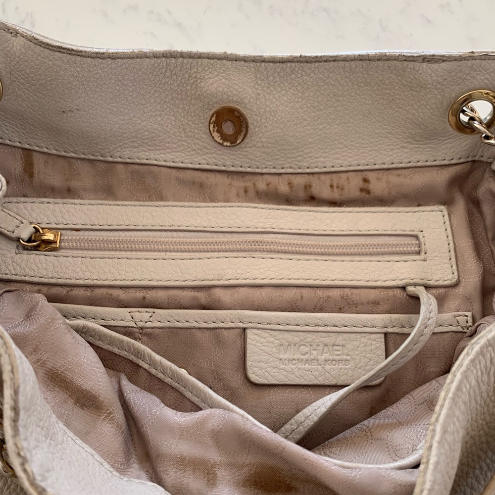 White Leather Michael Kors Crossbody Bag - Picture 5 of 8